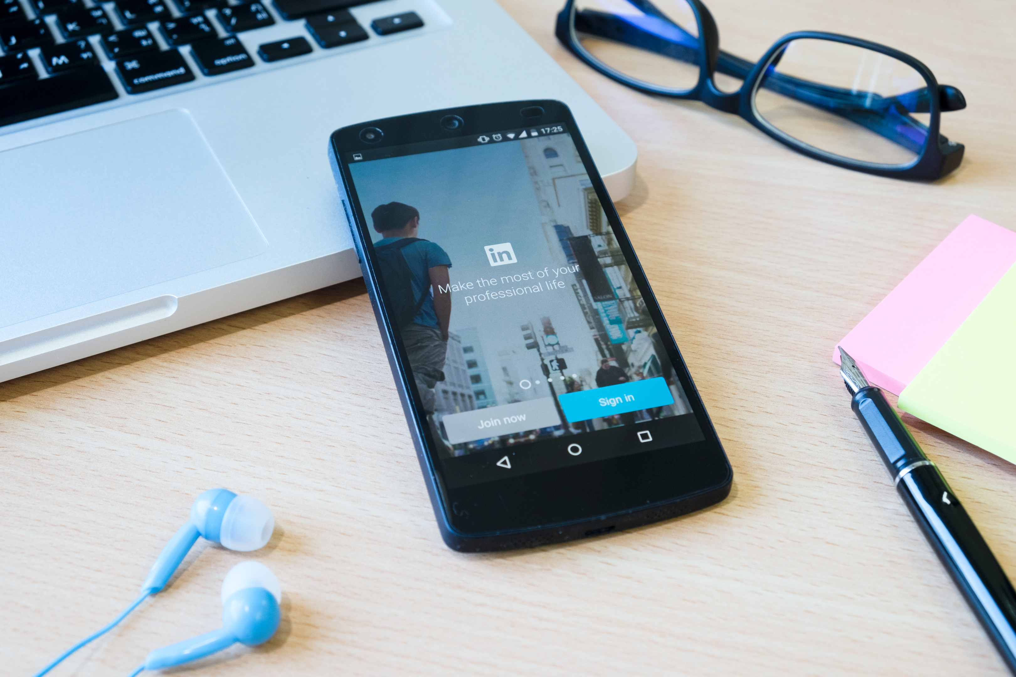 Generating Leads with LinkedIn Leads Generator in 2023 2 e67e8a34 a6f9 4e6a b522 4b067274b843
